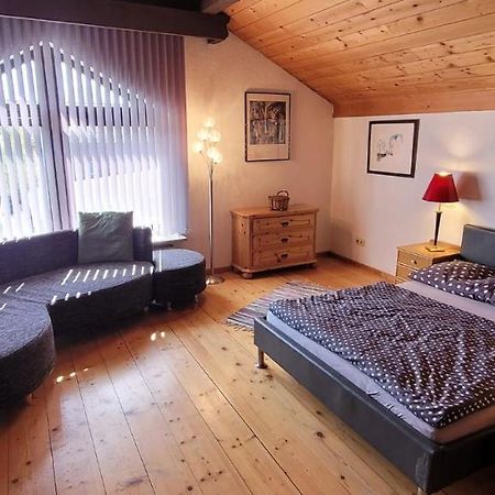 Ferienzimmer / Monteurzimmer Neumarkt Am Wallersee Exteriör bild