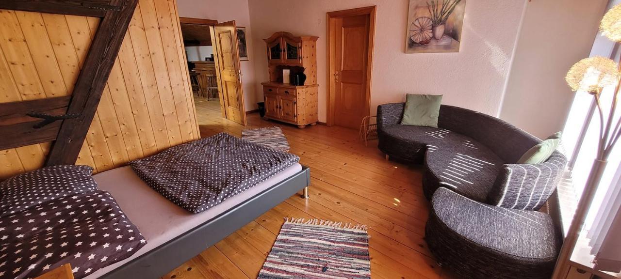 Ferienzimmer / Monteurzimmer Neumarkt Am Wallersee Exteriör bild